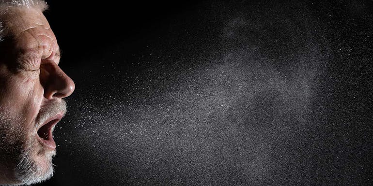 Mann, der niest Mann, der niest