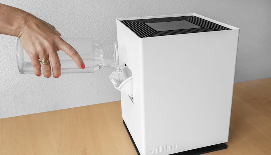 Noah humidifier from Stadler Form, refilling water Noah humidifier from Stadler Form, refilling water