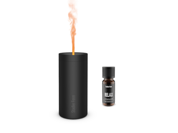 Lucy Aroma-Diffuser Schwarz-Bundle von Stadler Form mit Relax-Ätherischem Öl Lucy Aroma-Diffuser Schwarz-Bundle von Stadler Form mit Relax-Ätherischem Öl