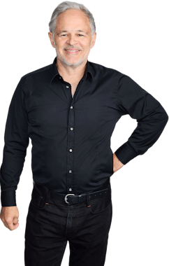 Carlo Borer ist Designer bei Stadler Form Der Designer Carlo Borer
