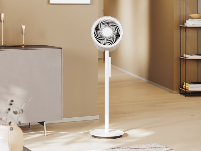 Stadler Form fan Simon in a bright livingroom