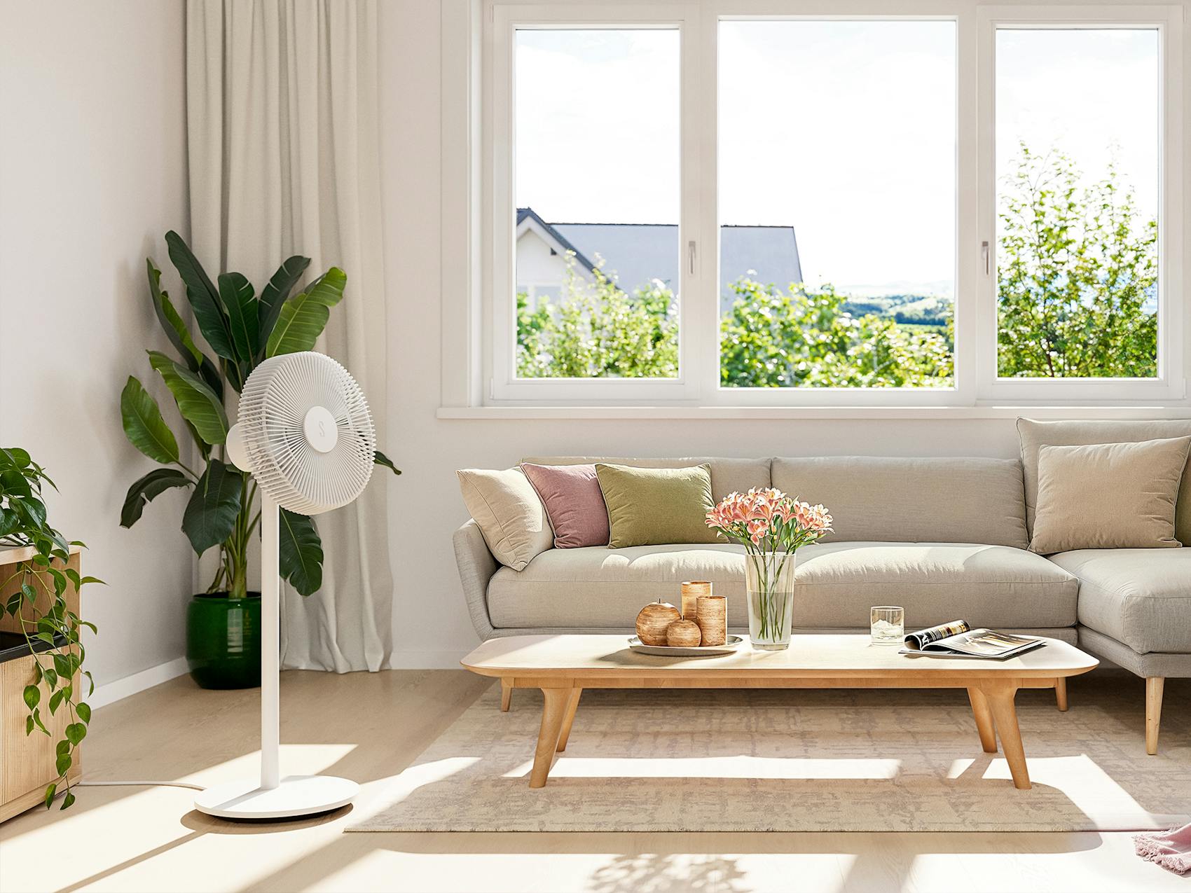 Finn by Stadler Form in a modern living room with a summery flair Finn by Stadler Form in a modern living room with a summery flair