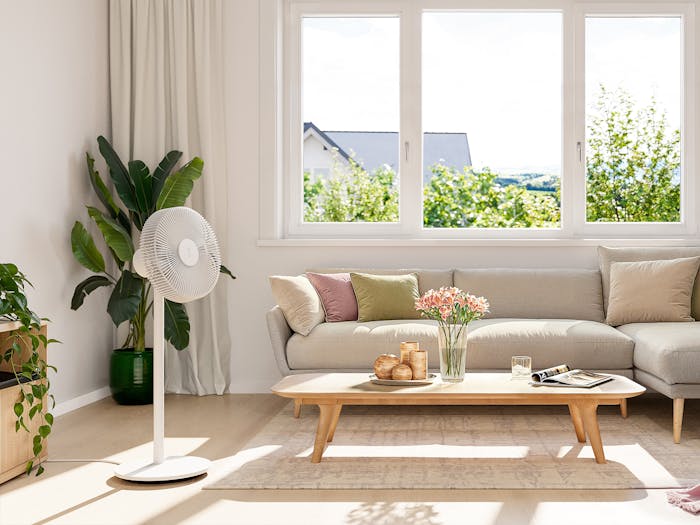 Finn by Stadler Form in a modern living room with a summery flair Finn by Stadler Form in a modern living room with a summery flair