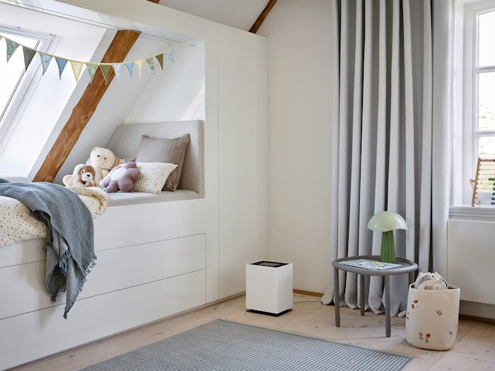 Noah humidifier by Stadler Form in a bright children's room