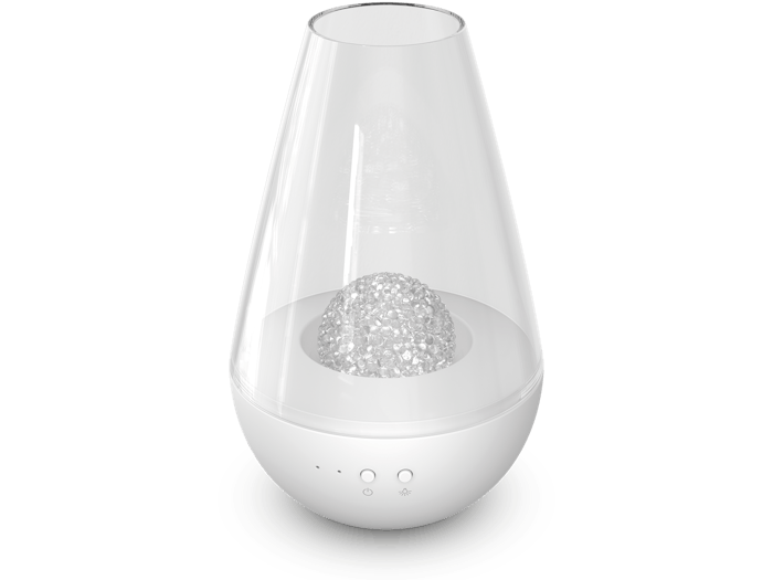 Diffuseur d'arômes Nina par Stadler Form Diffuseur d'arômes Nina par Stadler Form en vue en perspective avec globe de parfum Ambre Blanc