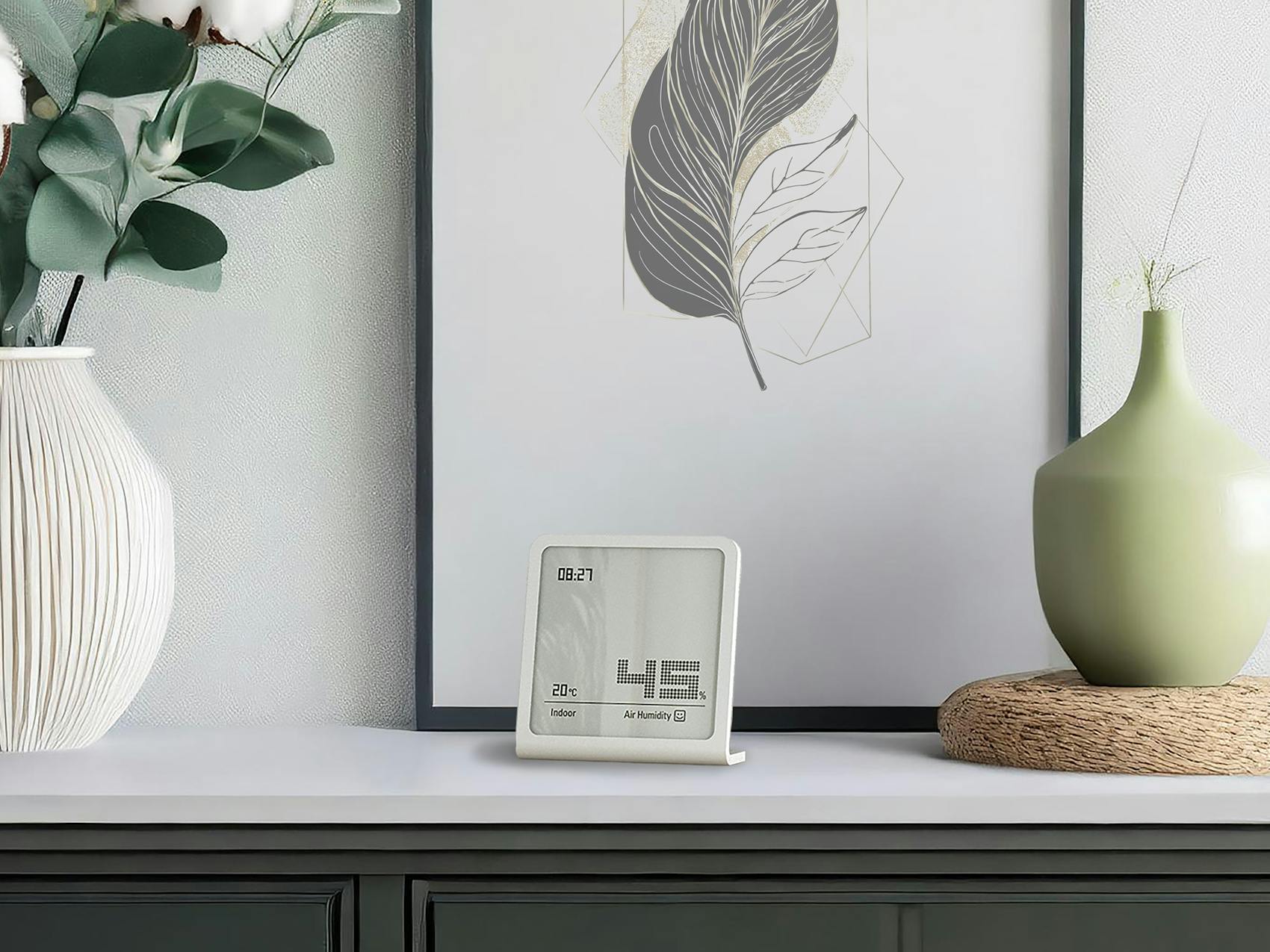 Selina Hygrometer in weiss von Stadler Form auf einem Sideboard