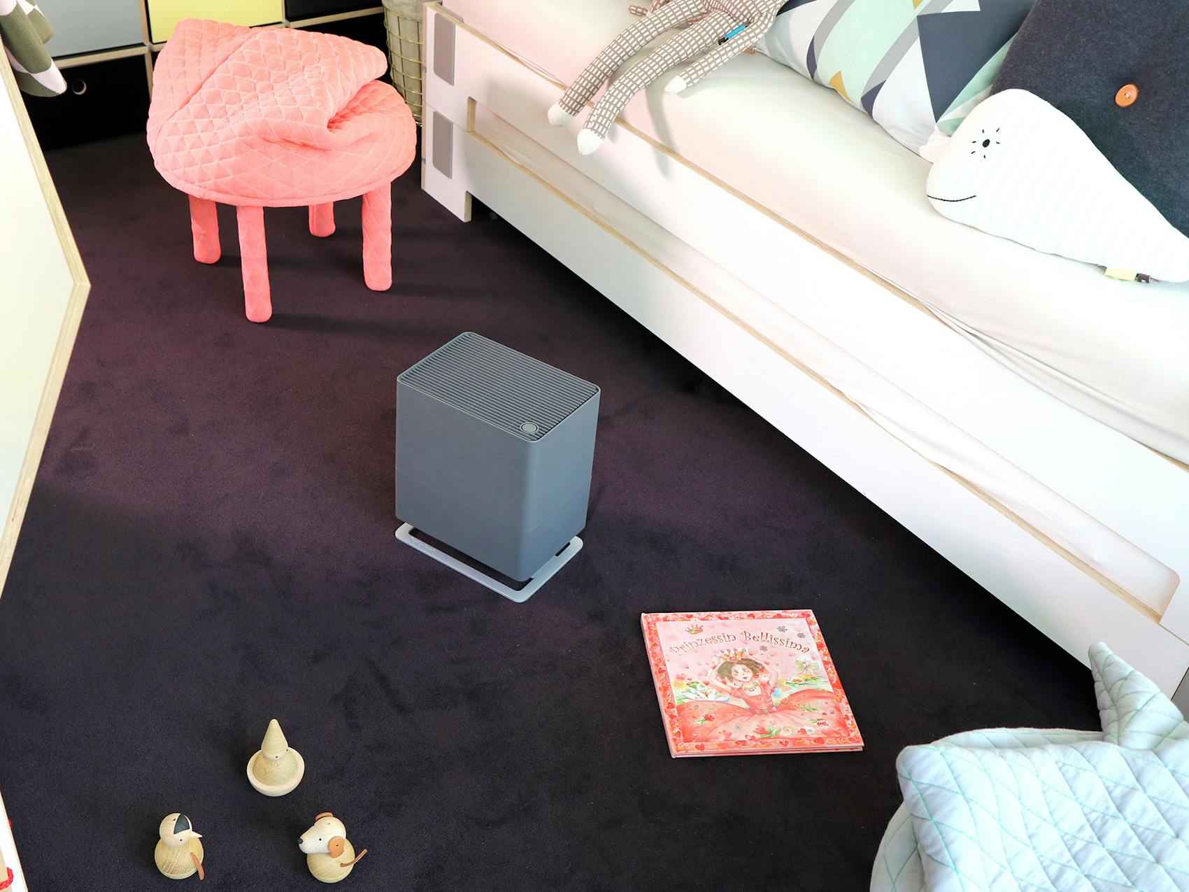 Oskar little humidifier by Stadler Form in titanium in a children's room