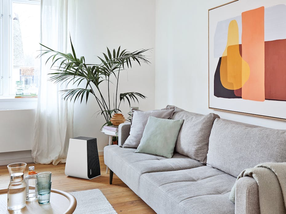 George Luftwäscher von Stadler Form George Luftwäscher von Stadler Form in einem modernen Wohnzimmer