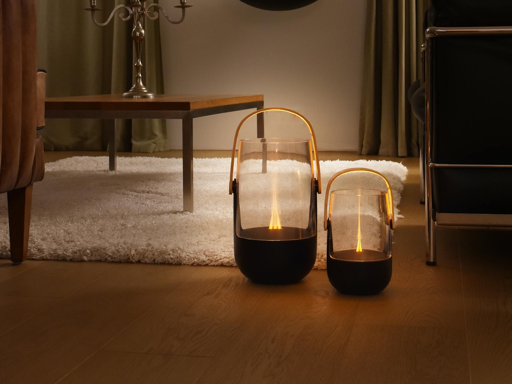 Sophie & Sophie little aroma diffuser by Stadler Form in a cosy living room