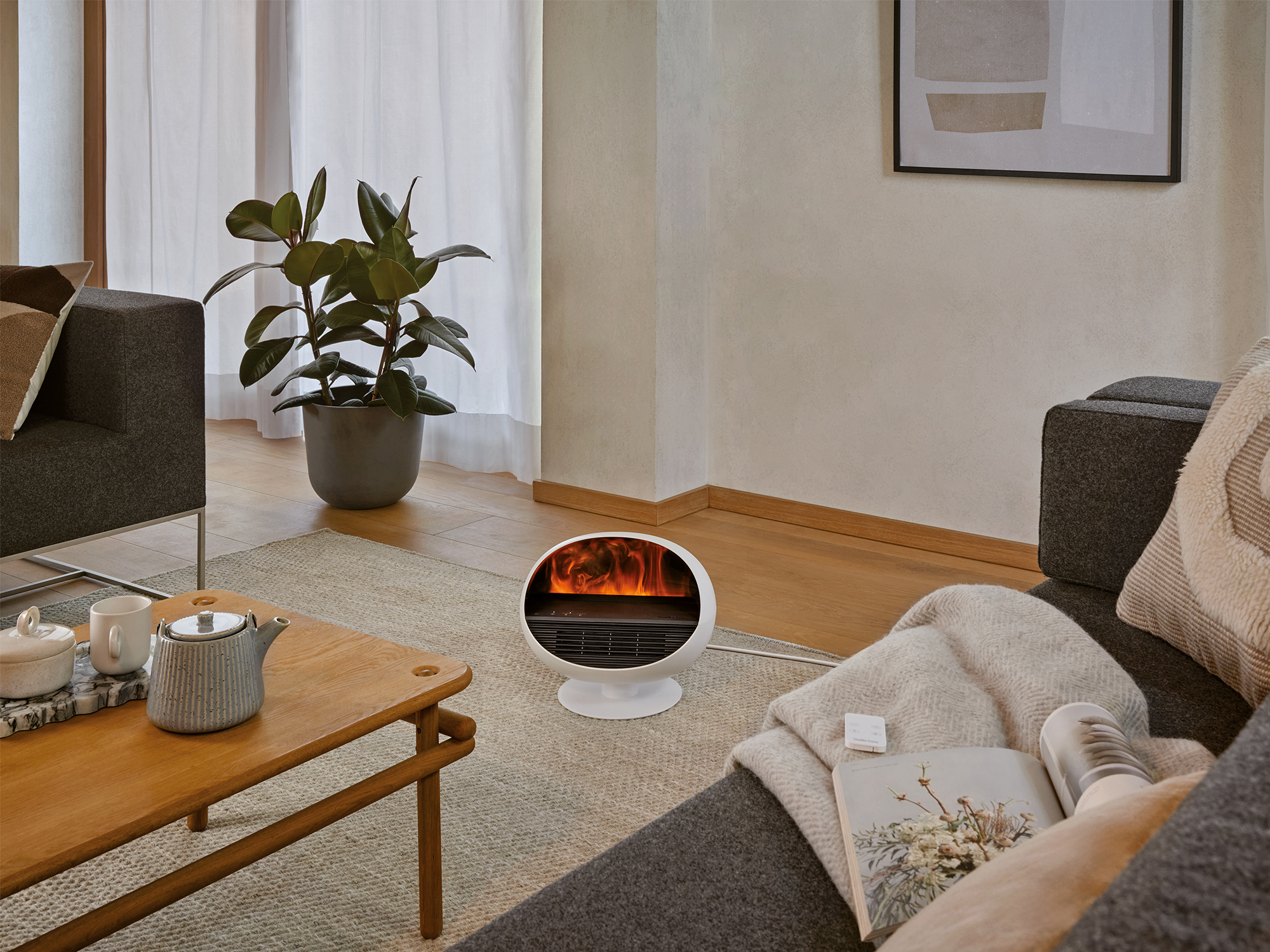 Stadler Form ERIK アロマファンヒーター ホワイト Erik fan heater, fireplace, aroma diffuser | Stadler Form